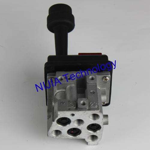 BKQF34-C Tipper 3 Way Combination Automotive Solenoid A Lamp Direction Switch