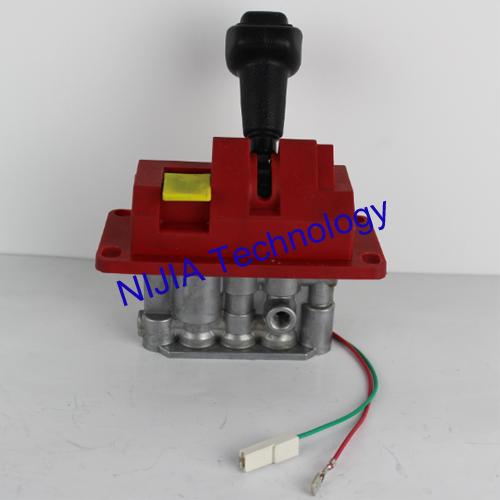 FBH45-10 Chelsea Five Hole Combination Control Valve Driving Cab Manual Operated Switch